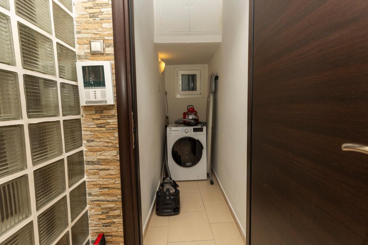 Delmare Kram Vee Apartment Thessaloniki