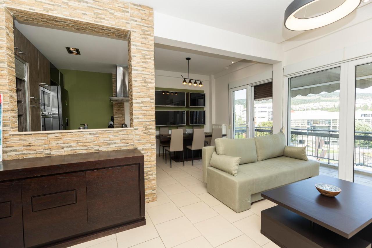 Delmare Kram Vee Apartment *